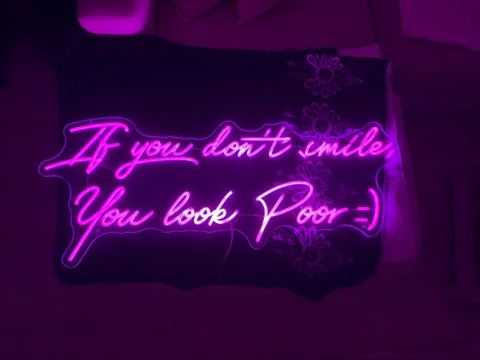 CustomFlyingDiscs.Com - Custom Neon Sign