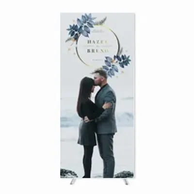 With Stand - Custom Flying Discs